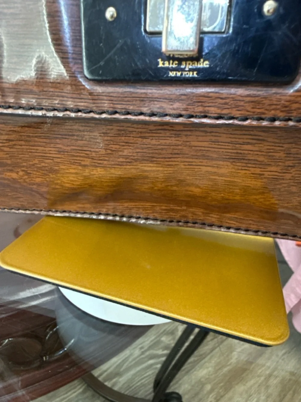 Kate Spade Rare Vintage Wood grain shoulder bag w/ storybook lining - Picture 5 of 7